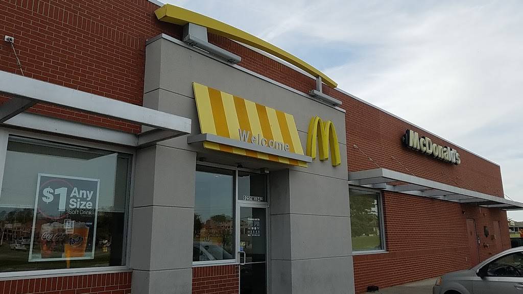 McDonalds | cafe | 925 SW 134th St, Oklahoma City, OK 73170, USA | 4056921333 OR +1 405-692-1333