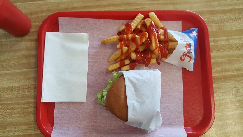 Fosters Freeze | restaurant | 180 Hartz Ave, Danville, CA 94526, USA | 9258373426 OR +1 925-837-3426