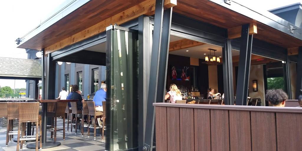 Amelias | restaurant | 217 Washington St, Stoughton, MA 02072, USA | 7818866125 OR +1 781-886-6125