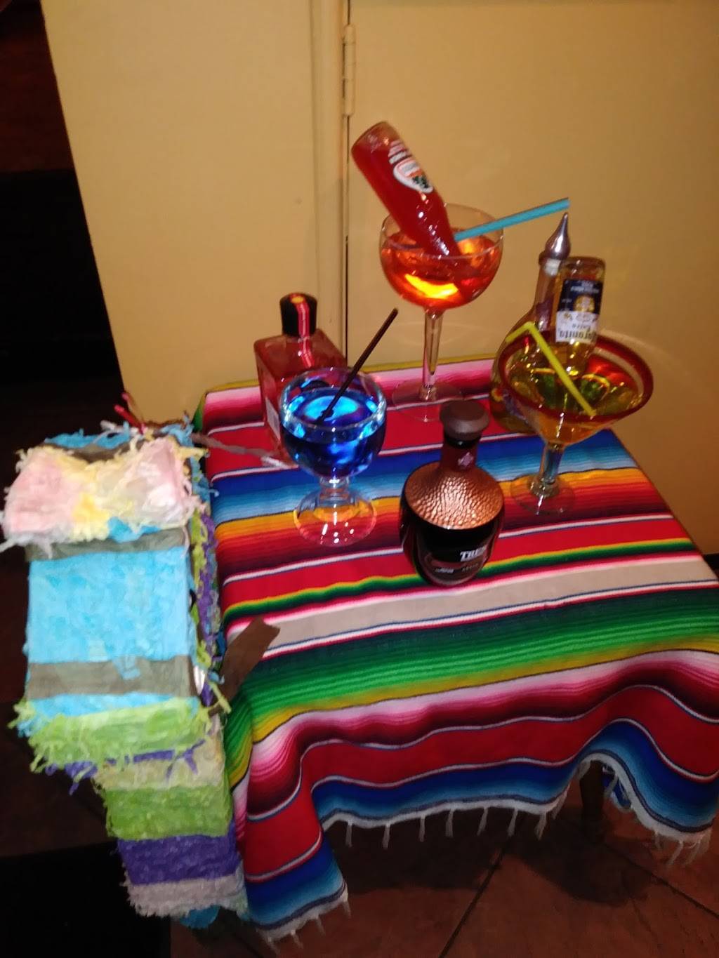 El Charro | restaurant | 1021 Mineral Spring Ave, North Providence, RI 02904, USA | 4017220078 OR +1 401-722-0078