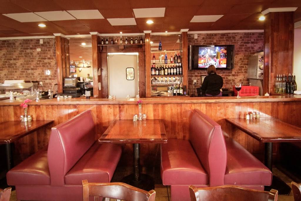 Italiannos restaurant | restaurant | 1611 N Aspen St, Lincolnton, NC 28092, USA | 7047323118 OR +1 704-732-3118