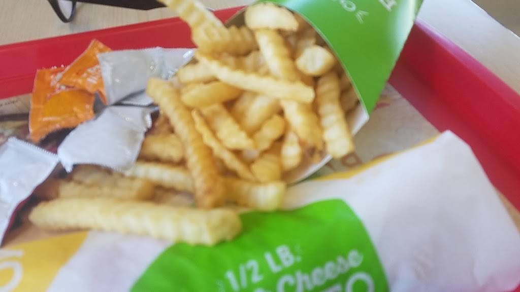 Del Taco | meal takeaway | 15330 Nordhoff St, North Hills, CA 91343, USA | 8188303528 OR +1 818-830-3528