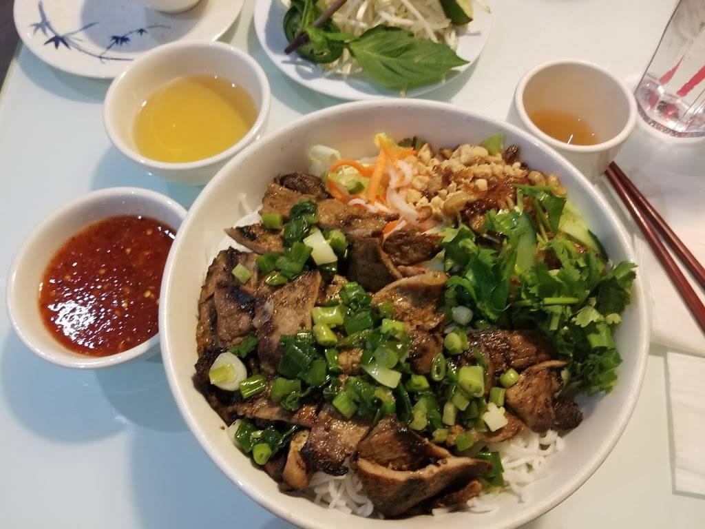 Phở Kim | restaurant | 2204 SE 82nd Ave, Portland, OR 97216, USA | 5039542535 OR +1 503-954-2535