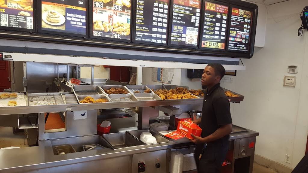 Mrs. Winners Chicken & Biscuits | restaurant | 4499 Glenwood Rd, Decatur, GA 30032, USA | 4048352724 OR +1 404-835-2724