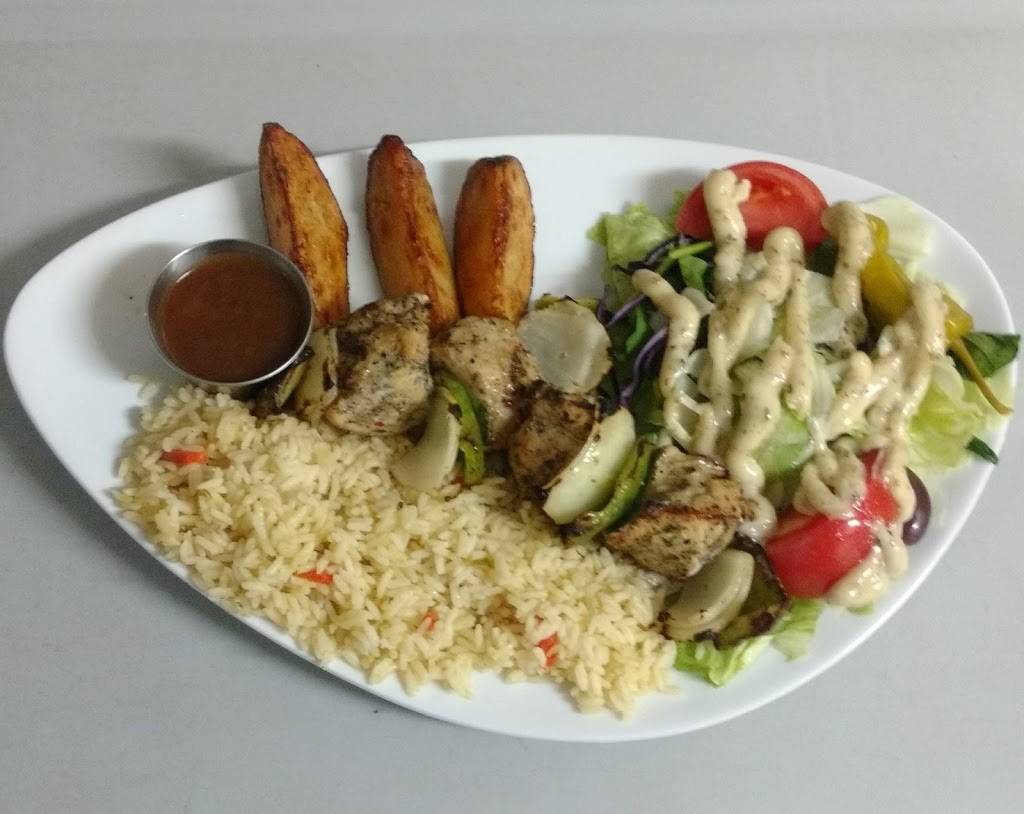 Château St-Jérôme | restaurant | 161 Rue Vaillancourt, Saint-Jérôme, QC J7Z 1G3, Canada | 4505044999 OR +1 450-504-4999