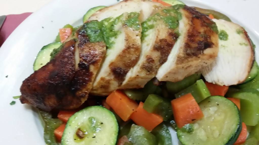 Francesco’s | restaurant | 209 Walt Whitman Rd, Huntington Station, NY 11746, USA | 6312713234 OR +1 631-271-3234