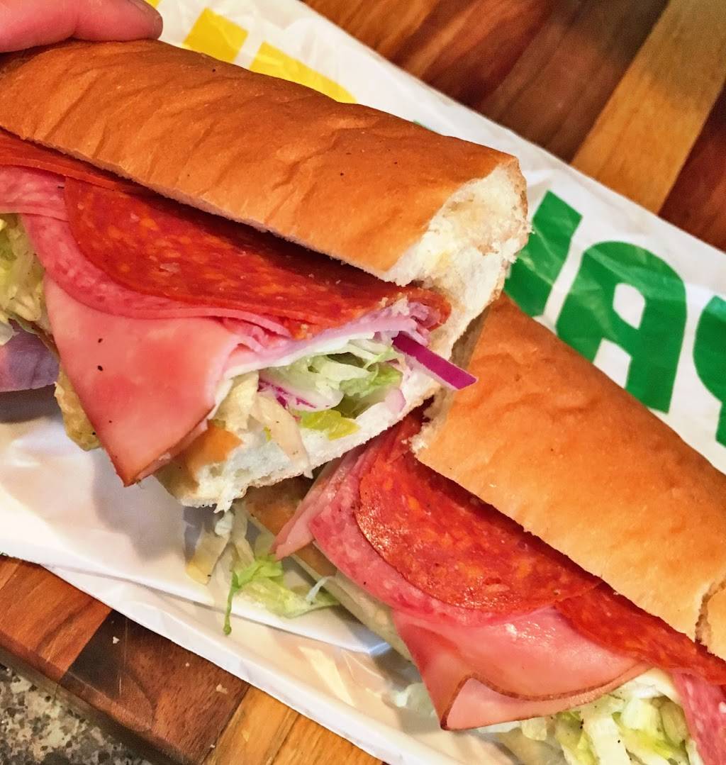 Subway | restaurant | 4301 River Oaks Dr, Myrtle Beach, SC 29579, USA | 8432363350 OR +1 843-236-3350