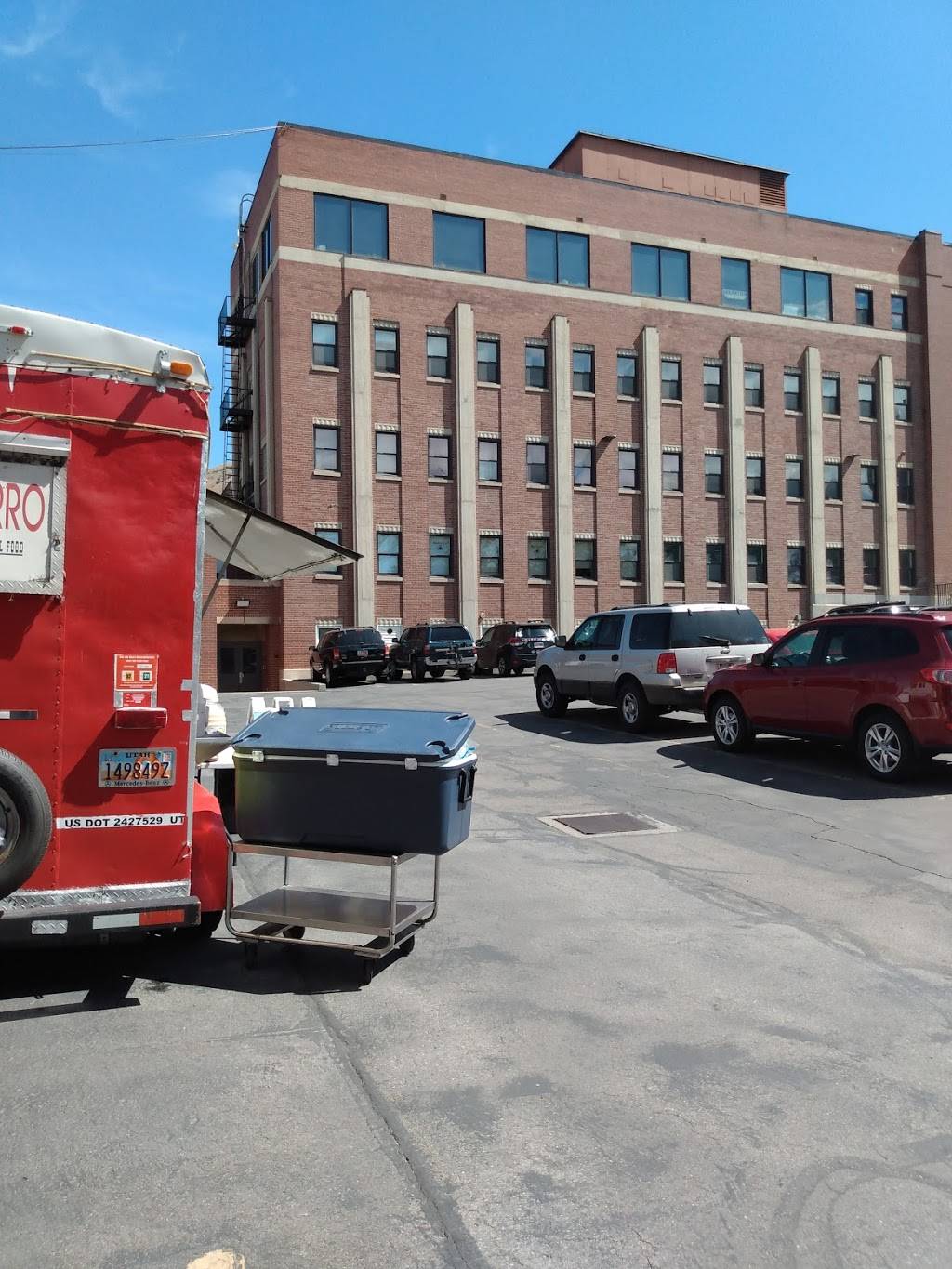 Comida mexicana El Morro Food Truck | restaurant | 2839 California Ave, Salt Lake City, UT 84104, USA | 8013473485 OR +1 801-347-3485