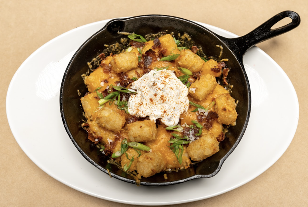 HalfSmoke Baltimore | restaurant | 2400 Boston St, Baltimore, MD 21224, USA | 4437598020 OR +1 443-759-8020