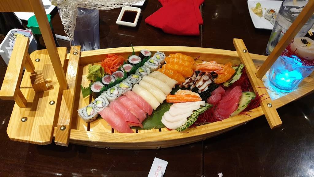 Fuji Japanese Steakhouse | restaurant | 1321 W Walnut Ave, Dalton, GA 30720, USA | 7062811889 OR +1 706-281-1889