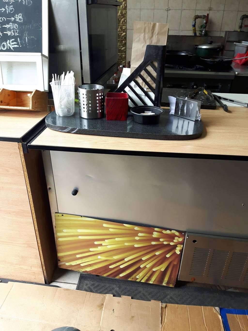 Jahmiz Restaurant | restaurant | 11695 Boul de Pierrefonds, Pierrefonds, QC H9A 1A1, Canada | 5145421777 OR +1 514-542-1777