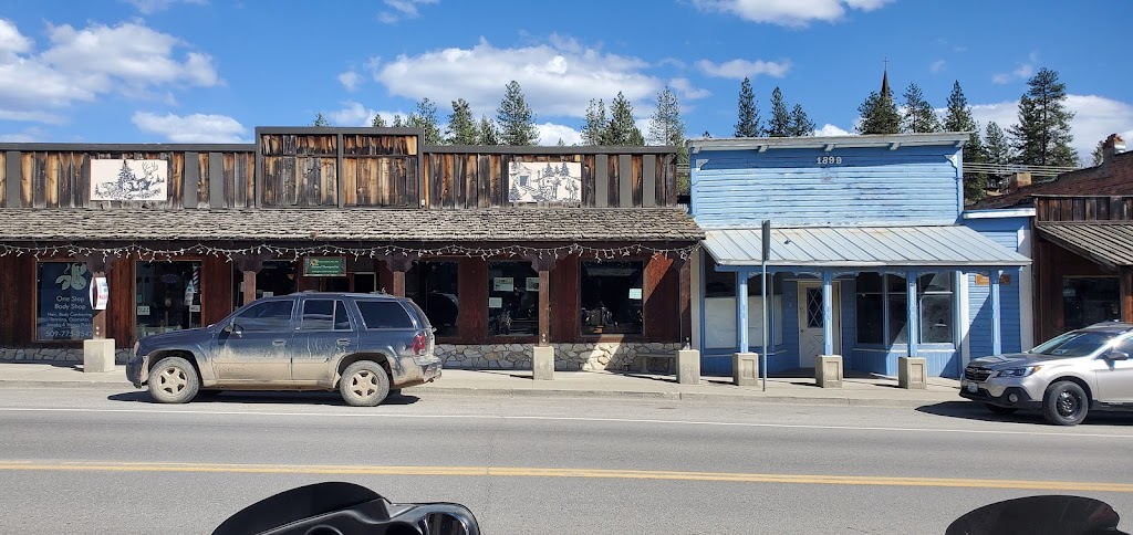 The Knotty Pine Resturant & Lounge | restaurant | 645 S Clark Ave, Republic, WA 99166, USA | 5097750926 OR +1 509-775-0926