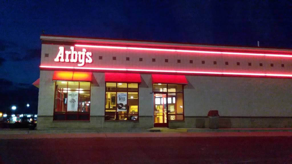 Arbys | restaurant | 3421 E 181st Ave, Hebron, IN 46341, USA | 2196965300 OR +1 219-696-5300