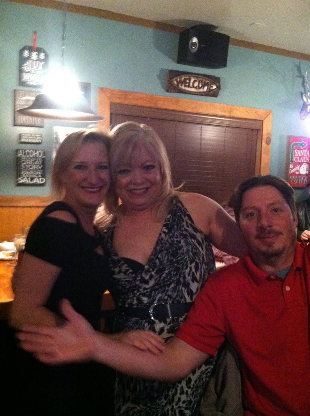 Wolf River Grill | restaurant | 3001 Red Hill Rd, Byrdstown, TN 38549, USA | 9318644499 OR +1 931-864-4499