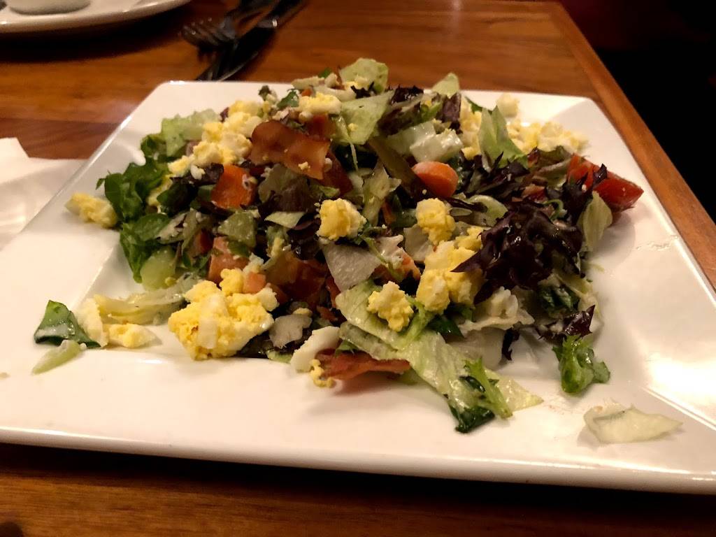 Martells | restaurant | 3501 Greenleaf Blvd, Kalamazoo, MI 49008, USA | 2693752105 OR +1 269-375-2105