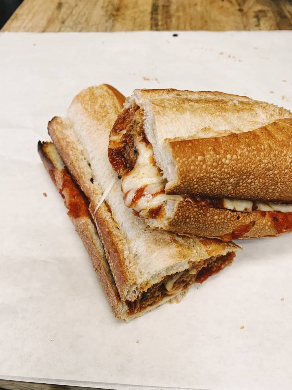 Salty Tomato Pizzeria | meal takeaway | 18 Ocean Ave, West Haven, CT 06516, USA | 2039325353 OR +1 203-932-5353