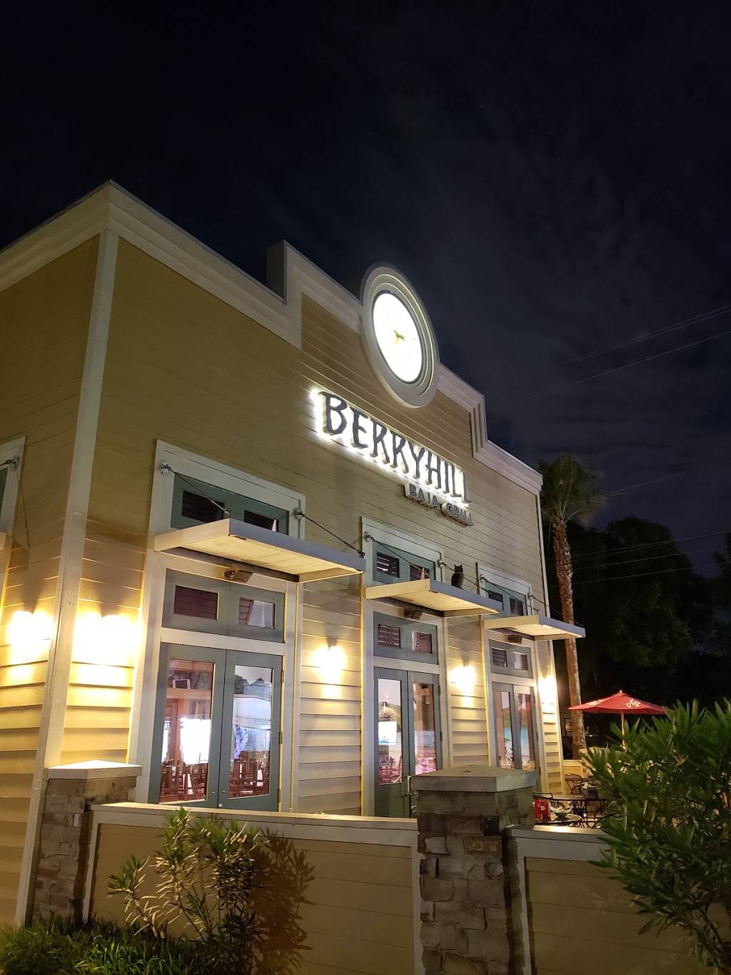 Berry Hill In The Heights | restaurant | 702 E 11th St, Houston, TX 77008, USA | 7132252252 OR +1 713-225-2252