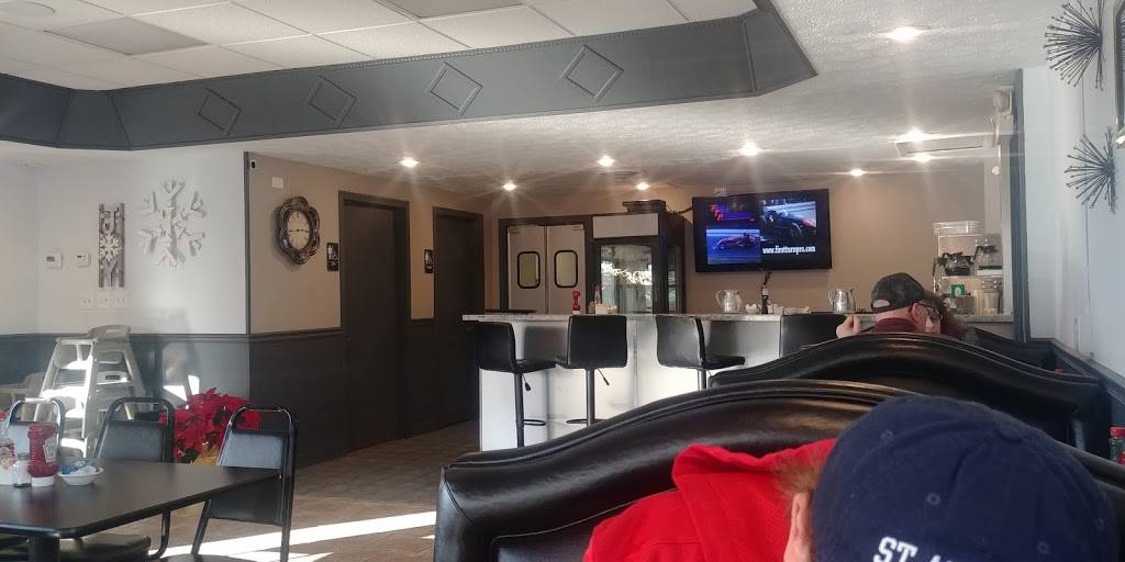 Sylvias Restaurant | restaurant | 3419 Avenue of the Cities, Moline, IL 61265, USA | 3095243032 OR +1 309-524-3032