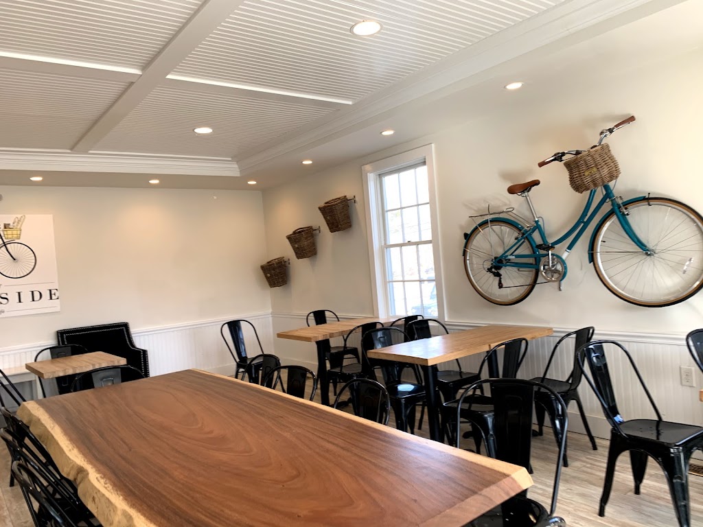 45 Surfside Bakery and Café | restaurant | 45 Surfside Rd, Nantucket, MA 02554, USA | 7743333981 OR +1 774-333-3981