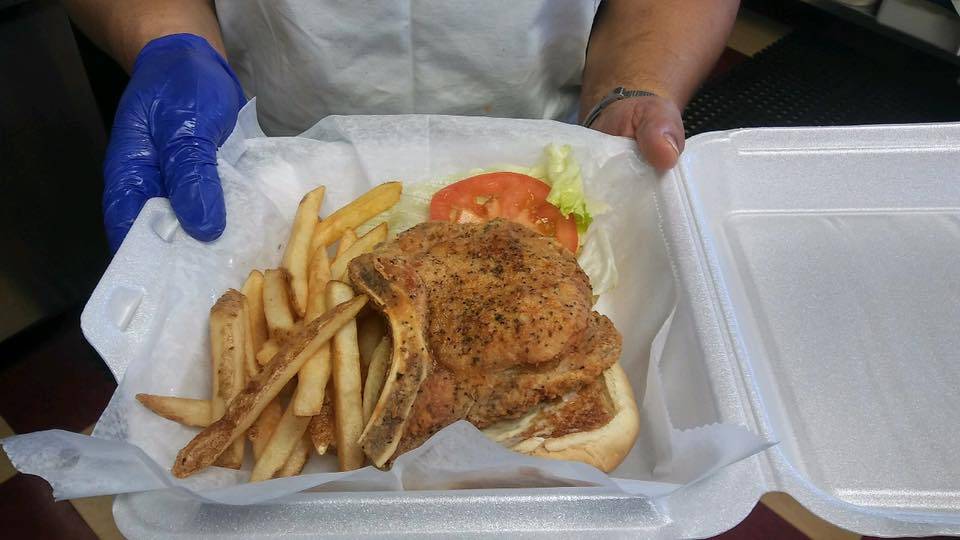 Pollys Restaurant | restaurant | 4024 W Mercury Blvd A, Hampton, VA 23666, USA | 7572246067 OR +1 757-224-6067