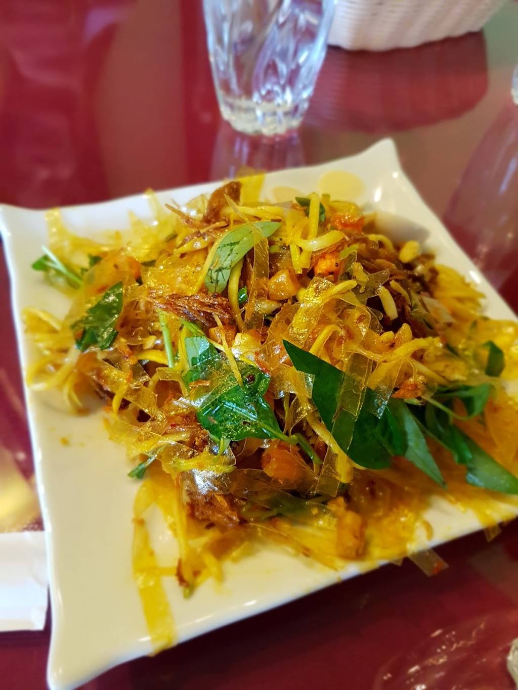 Hoang Kim Restaurant | restaurant | 2733, 9418 Delridge Way SW, Seattle, WA 98106, USA | 2068227907 OR +1 206-822-7907