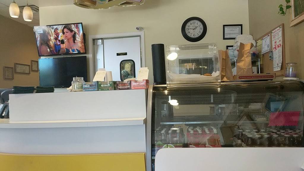 Loving Hut | restaurant | 4519 Matlock Rd #123, Arlington, TX 76018, USA | 8174720550 OR +1 817-472-0550