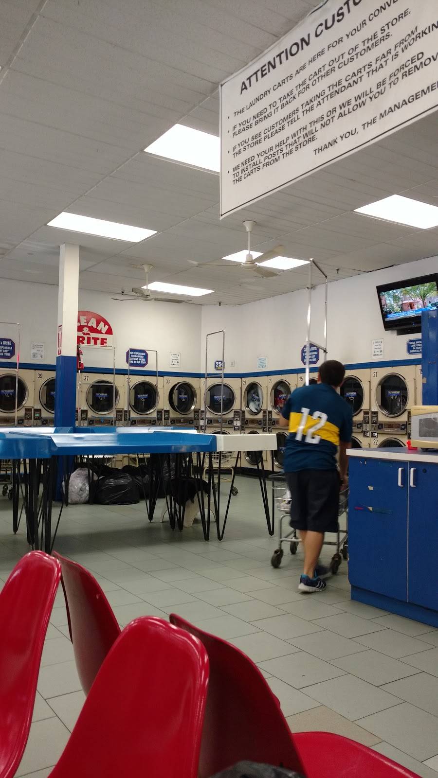 Tonys Pizzeria | restaurant | 1622 Ralph Ave, Brooklyn, NY 11236, USA | 7184449651 OR +1 718-444-9651