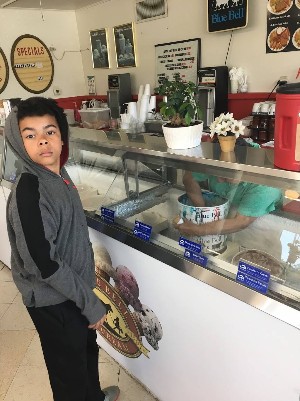 Rogers Malt Shoppe | restaurant | 4410 TX-3, Dickinson, TX 77539, USA | 2815342566 OR +1 281-534-2566