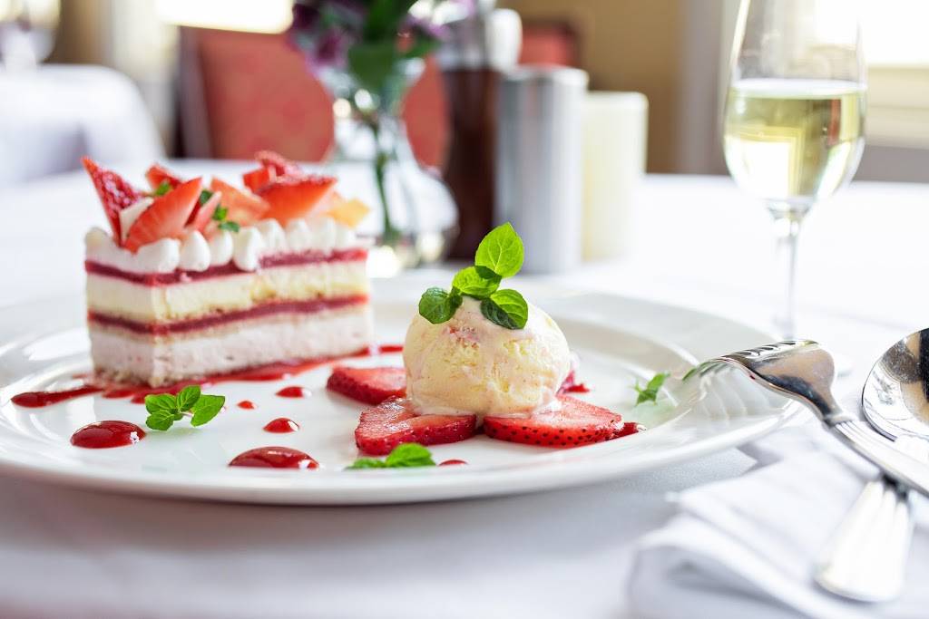 High Cotton Charleston Restaurant | restaurant | 199 E Bay St, Charleston, SC 29401, USA | 8437243815 OR +1 843-724-3815