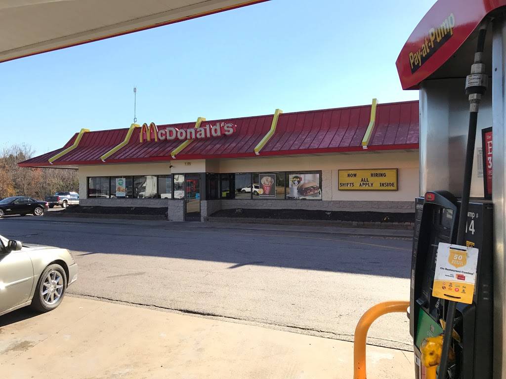 McDonalds | cafe | 150 Plaza Park Rd, Lebanon Junction, KY 40150, USA | 5028332007 OR +1 502-833-2007