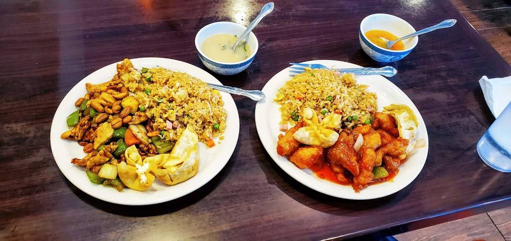 Golden Ginger | restaurant | 1020 W 300 N, Clearfield, UT 84015, USA | 8017730388 OR +1 801-773-0388