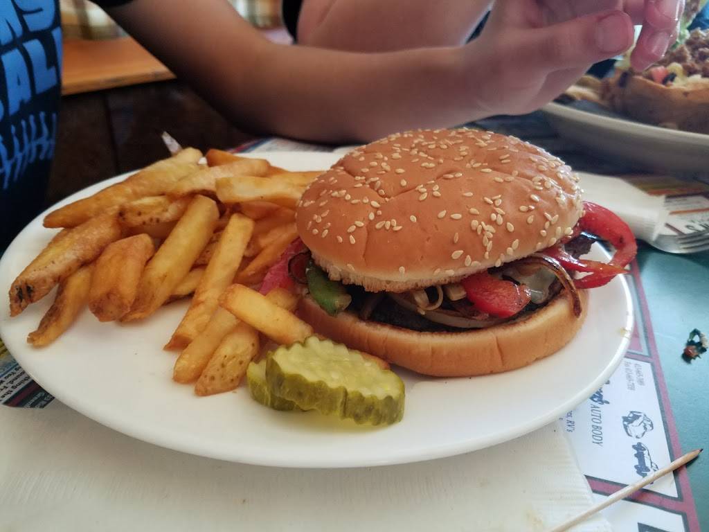 Wolfies Restaurant | restaurant | 52 S Main St, South Deerfield, MA 01373, USA | 4136657068 OR +1 413-665-7068