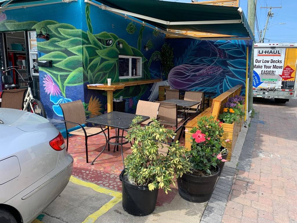 Beach Eatz | restaurant | 24 N Orlando Ave, Cocoa Beach, FL 32931, USA | 3216135176 OR +1 321-613-5176