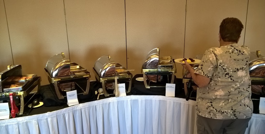 The Club | restaurant | 2581 Hart St Building 1200, Yuma, AZ 85369, USA | 9282697033 OR +1 928-269-7033