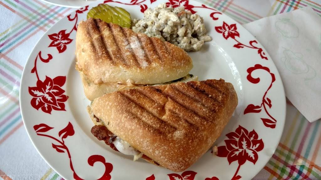 Black Forest Deli | restaurant | 745 W Union Blvd, Bethlehem, PA 18018, USA | 6108653036 OR +1 610-865-3036