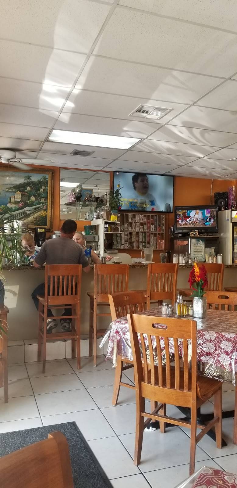 FM Cafeteria | restaurant | 12085 W Okeechobee Rd, Hialeah Gardens, FL 33018, USA | 3055585366 OR +1 305-558-5366