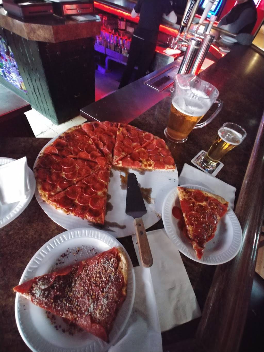 Waterworks Pizzeria & Tavern | restaurant | 7815 Ogden Ave, Lyons, IL 60534, USA | 7084479866 OR +1 708-447-9866