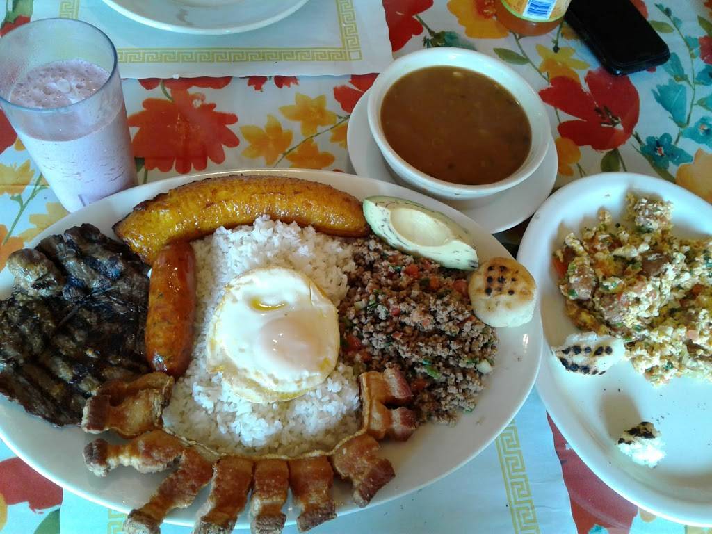 La Calenita Restaurant & Bakery | restaurant | 284 Morris Ave, Elizabeth, NJ 07208, USA | 9084694222 OR +1 908-469-4222