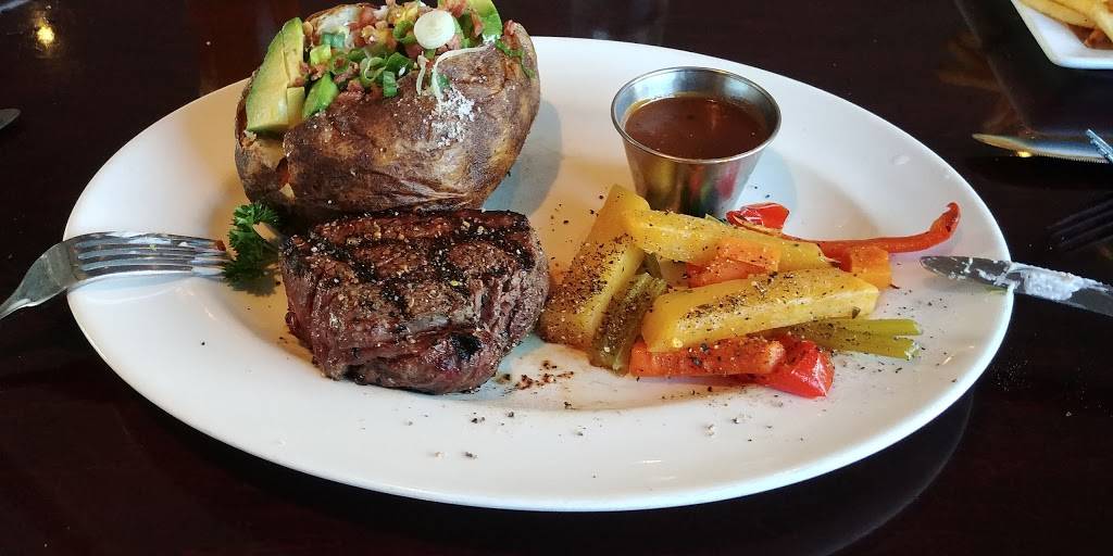 Madisons Restaurant & Bar | restaurant | 407 Boul Labelle, Rosemère, QC J7A 3V8, Canada | 4504375505 OR +1 450-437-5505