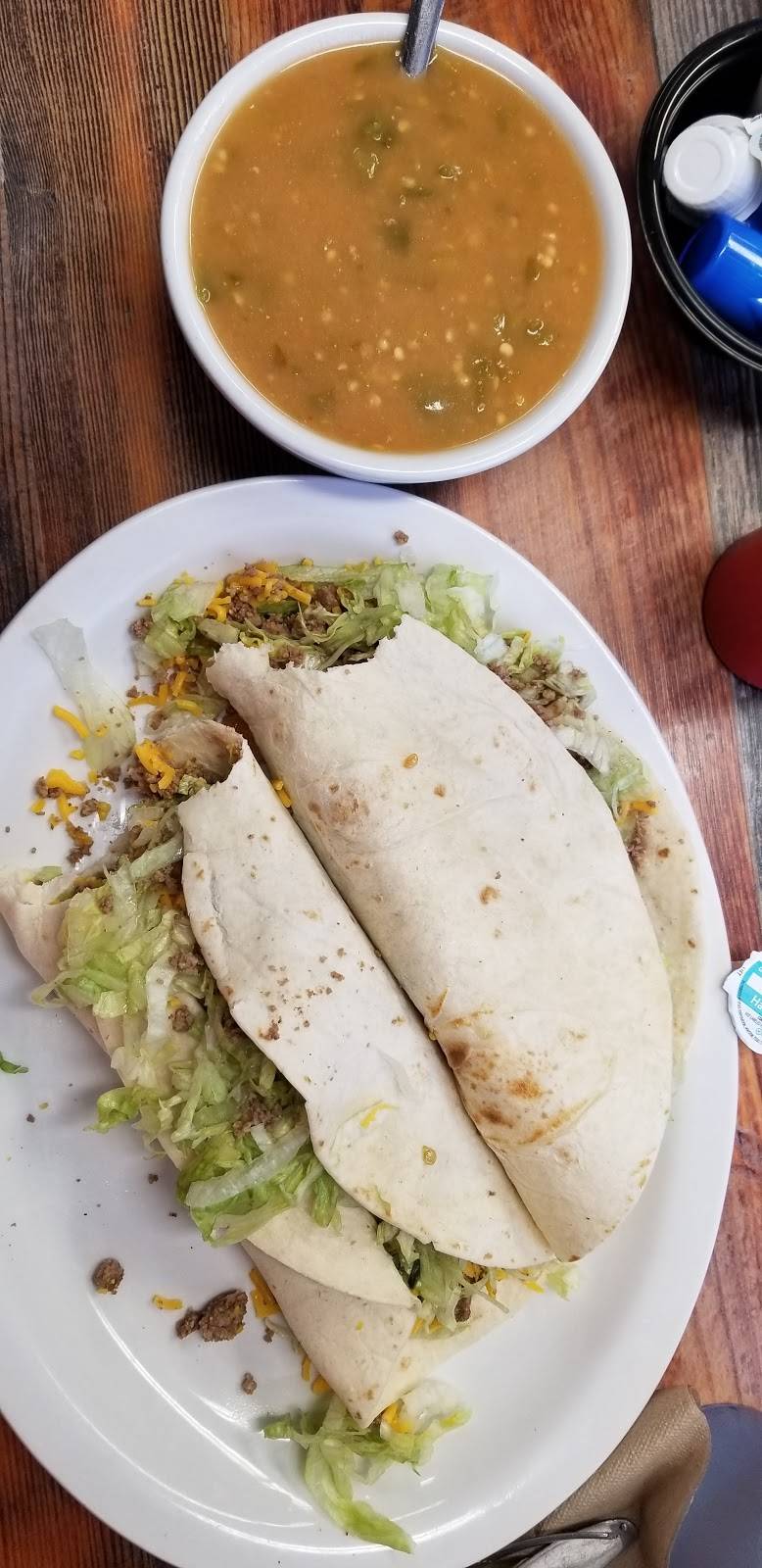 Santiagos Mexican Restaurant | restaurant | 5230 E 72nd Ave, Commerce City, CO 80022, USA | 3038530821 OR +1 303-853-0821