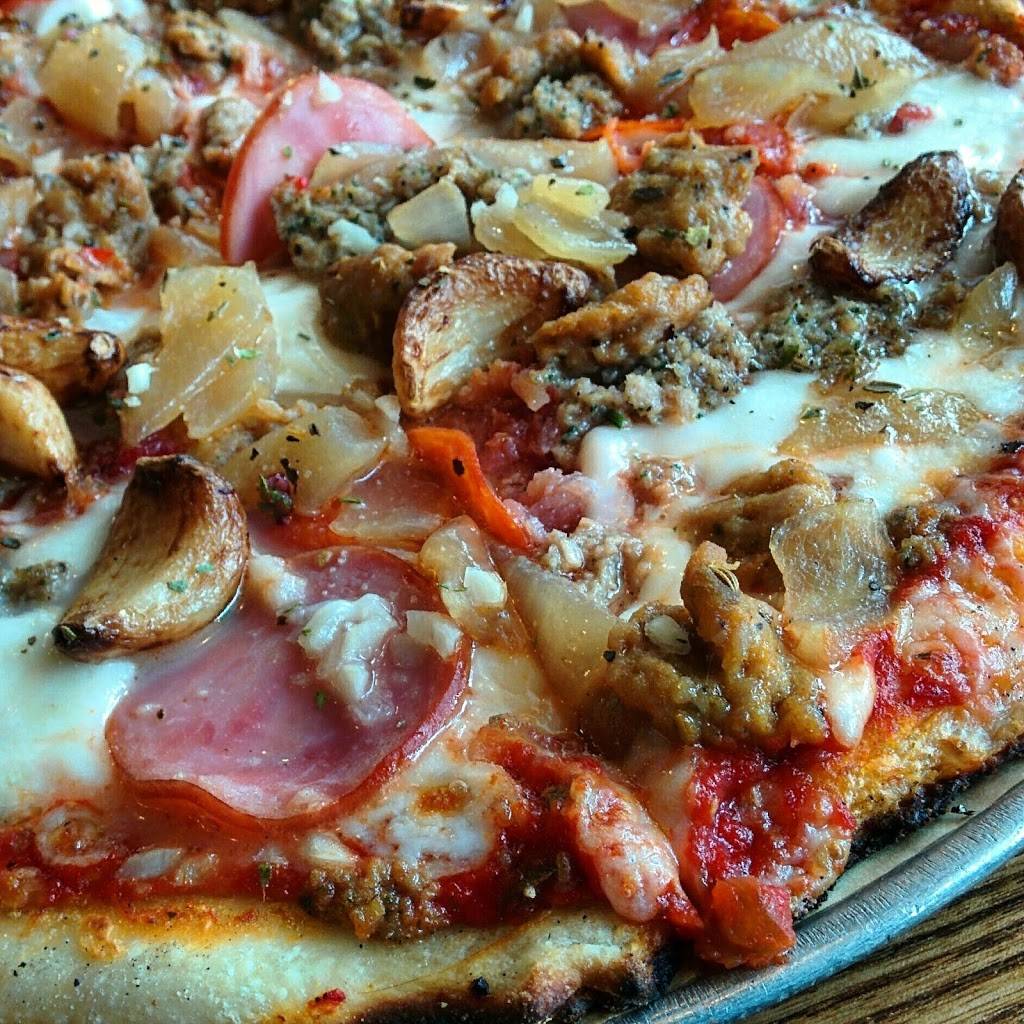 Blaze Pizza | meal takeaway | Glendale Galleria, 100 W Broadway, Glendale, CA 91210, USA | 8184950573 OR +1 818-495-0573