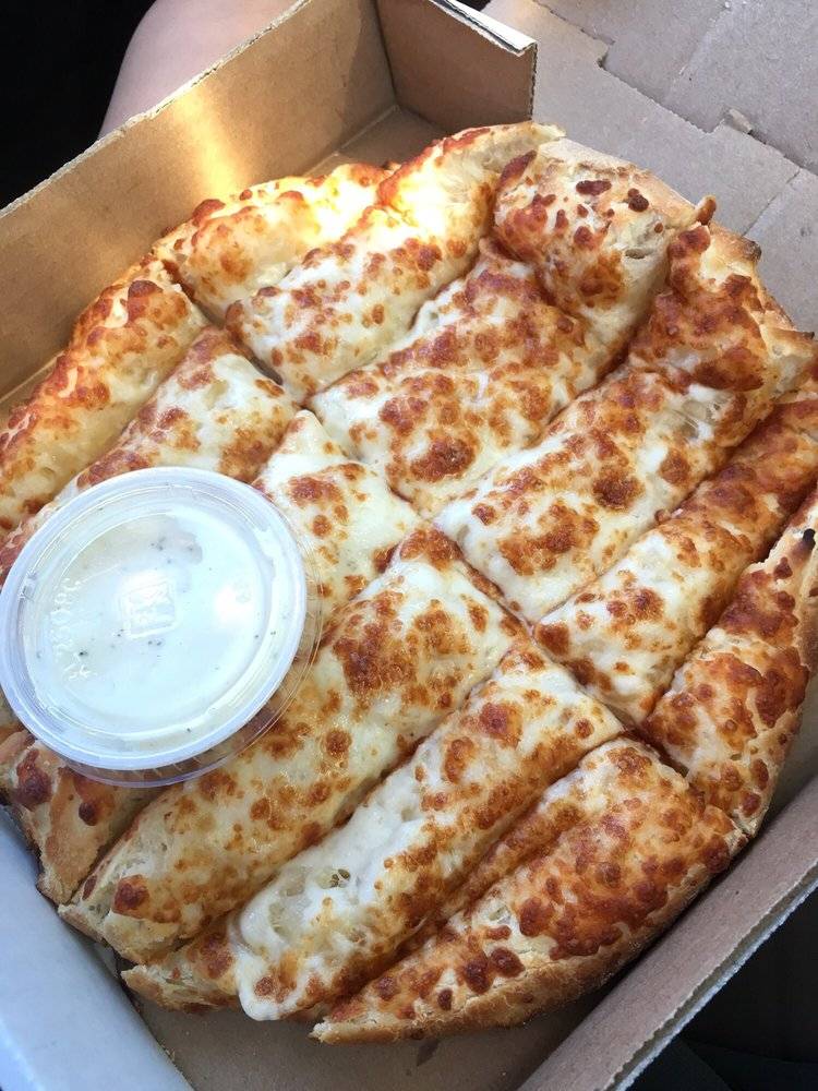 Red Runner Pizza | restaurant | 2210 El Camino Ave, Sacramento, CA 95821, USA | 9169223122 OR +1 916-922-3122