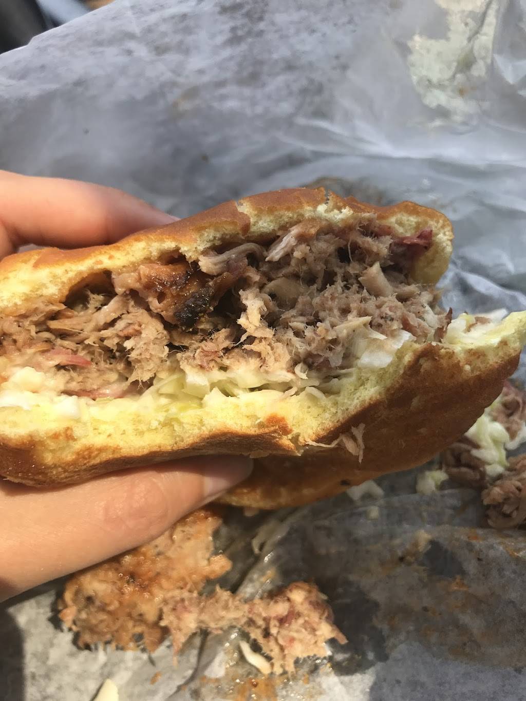 A&B BBQ | restaurant | 1102 Paducah Rd, Mayfield, KY 42066, USA | 2703560294 OR +1 270-356-0294