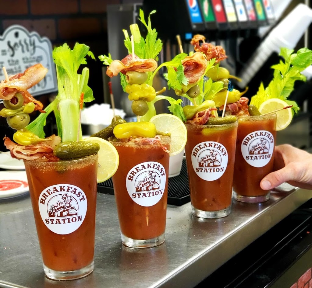 Breakfast Station | restaurant | 8585 SW State Rd 200, Ocala, FL 34481, USA | 3525097694 OR +1 352-509-7694