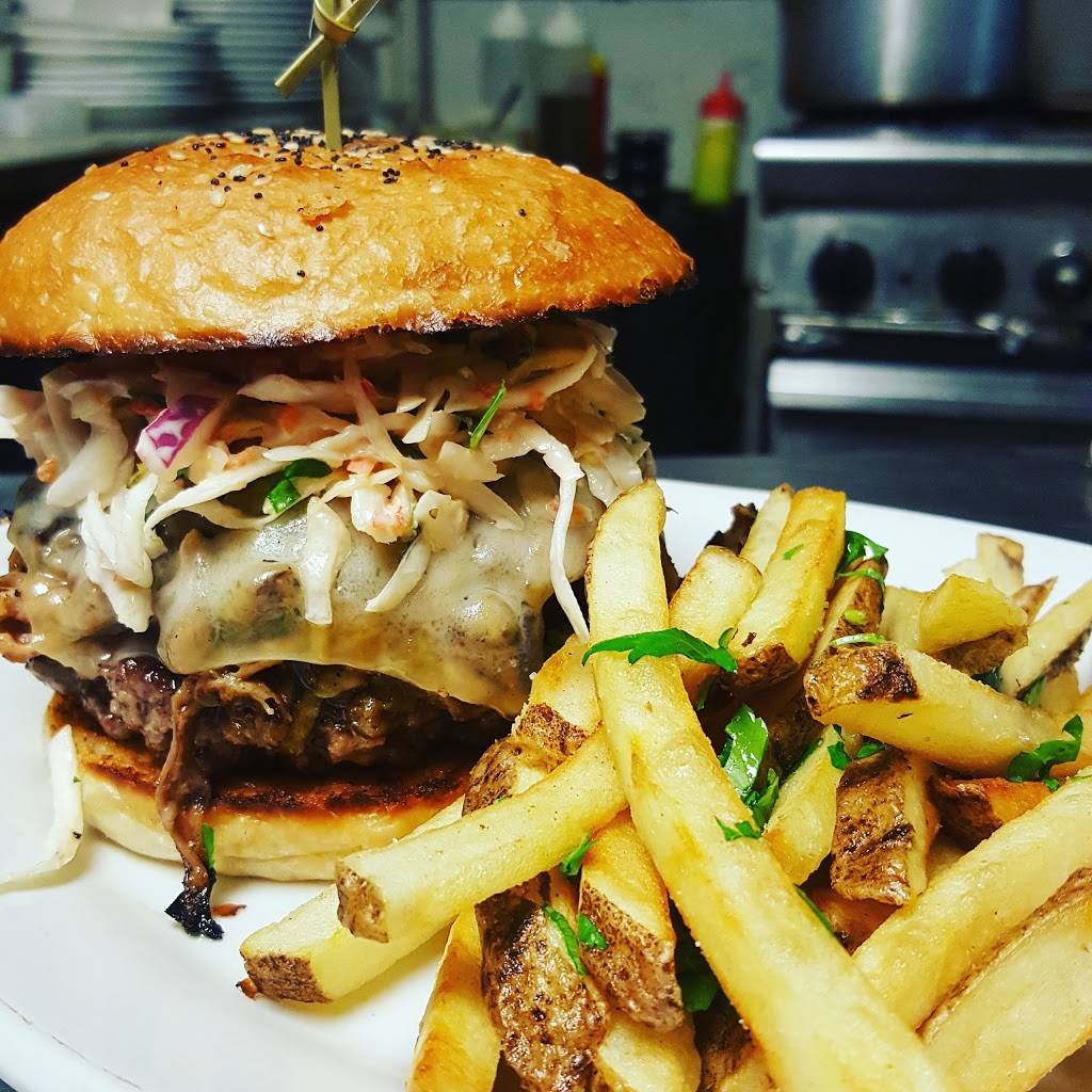 Tatoheads Public House | restaurant | 1297 Parsons Ave, Columbus, OH 43206, USA | 6147252101 OR +1 614-725-2101