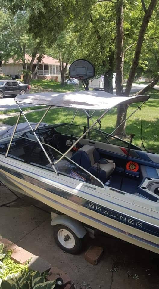 Little Blue Bar & Grill | restaurant | 311 W North St, Hanover, KS 66945, USA | 7853372961 OR +1 785-337-2961