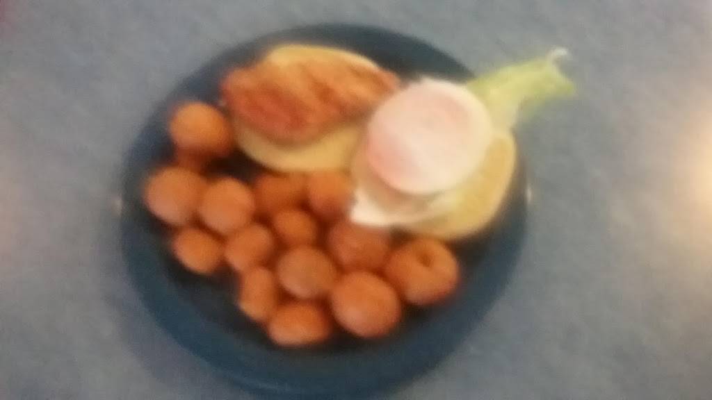 Moon Dawg Steakhouse | restaurant | 408 National Ave, West Terre Haute, IN 47885, USA | 8122401570 OR +1 812-240-1570