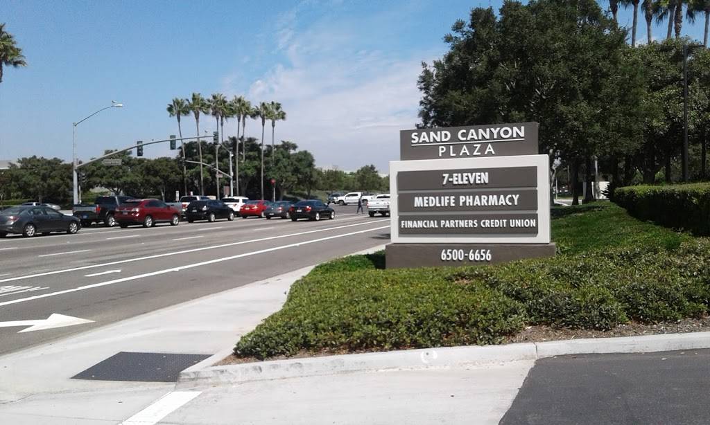 Carls Jr. | restaurant | 6500 Irvine Center Dr, Irvine, CA 92618, USA | 9495859340 OR +1 949-585-9340