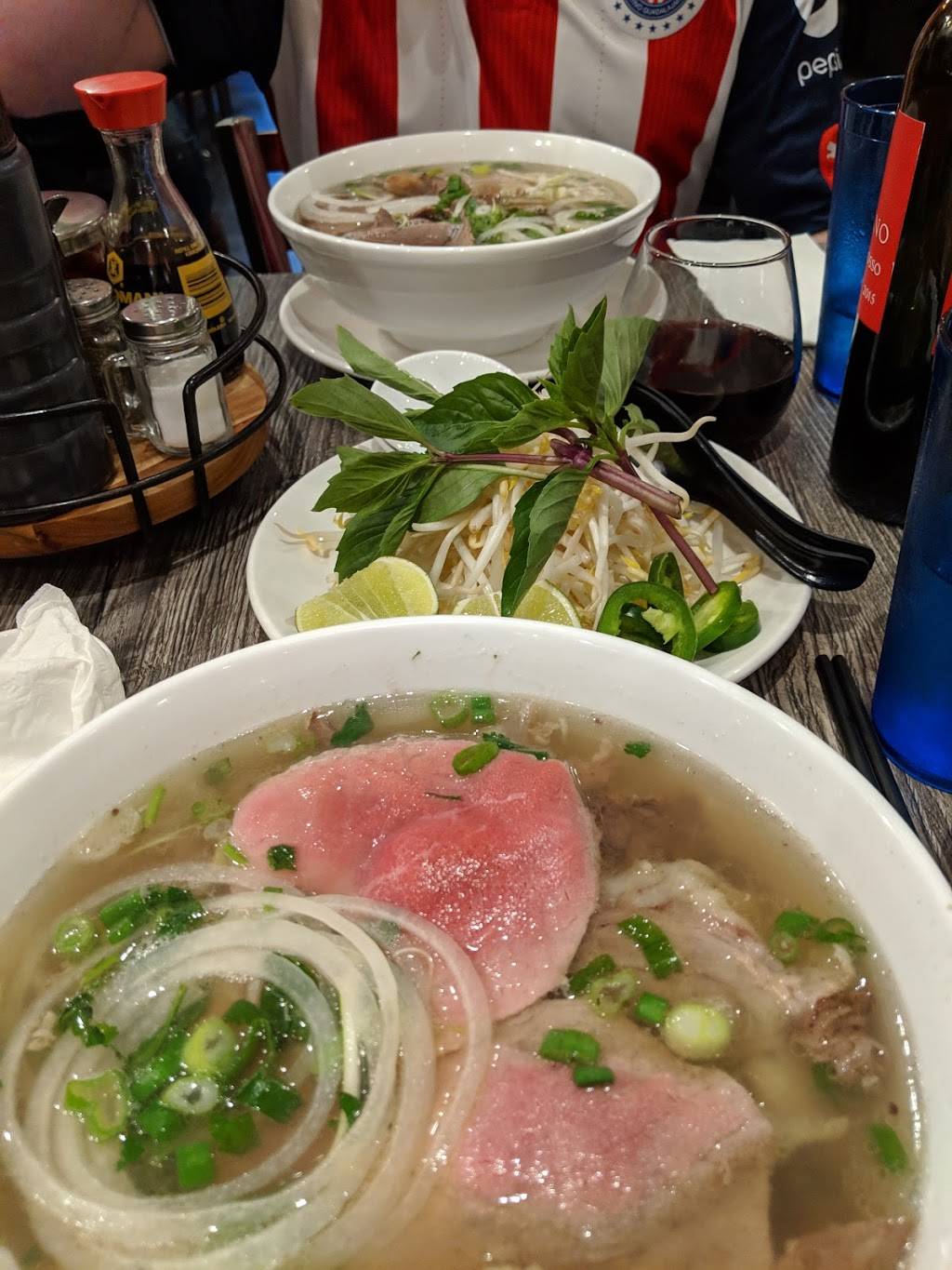 Pholosophy | restaurant | 226 Haverford Ave, Narberth, PA 19072, USA | 6108815111 OR +1 610-881-5111