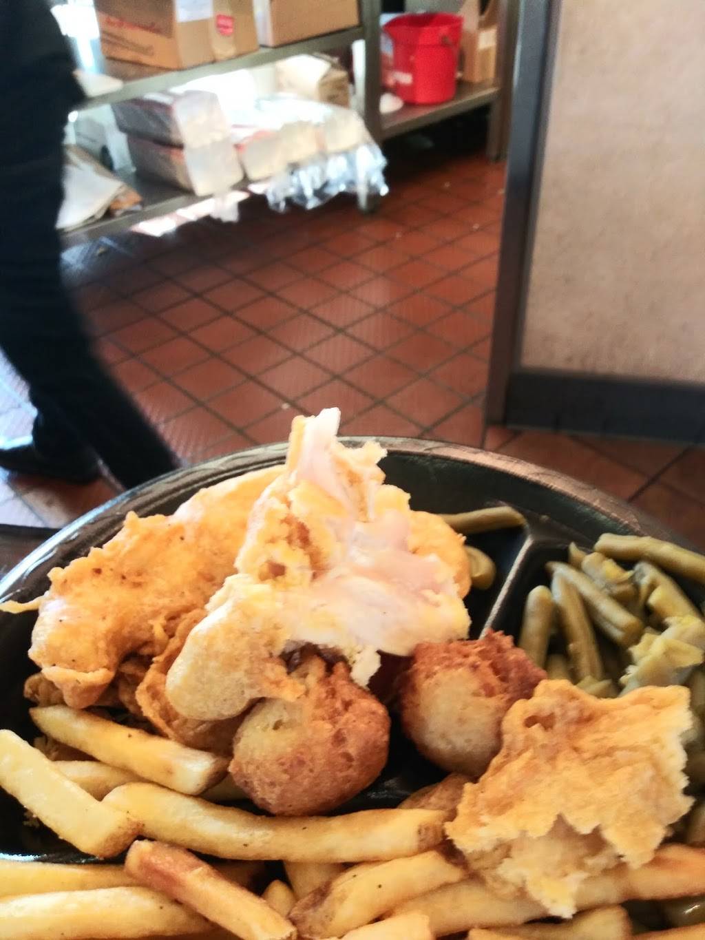 Long John Silvers | restaurant | 2741 SW 29th St, Oklahoma City, OK 73119, USA | 4056326102 OR +1 405-632-6102